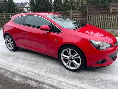 Usata Opel Astra GTC 180 CV (132 kW) 2011 Coupé
