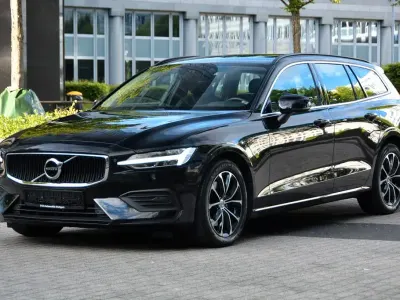 Occasion Volvo V60 Momentum 197 ch (144 kW) 2021 Noir Break