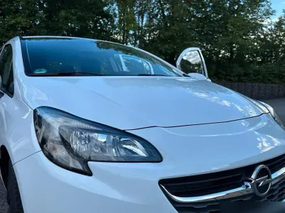 Gebraucht Opel Corsa 69 PS (50 kW) 2015 Weiß Kleinwagen