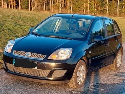 Usata Ford Fiesta Style 69 CV (50 kW) 2008 Nero Utilitaria
