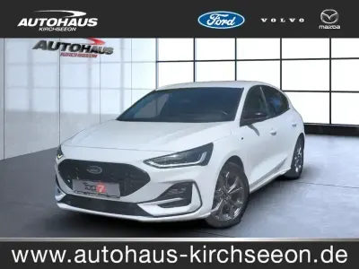 Gebraucht Ford Focus ST-Line 125 PS (91 kW) 2022 Weiß Limousine