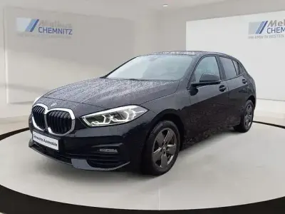 Gebraucht BMW 118 Advantage 136 PS (100 kW) 2023 Saphirschwarz Kleinwagen