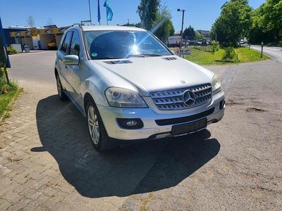 Mercedes ML320