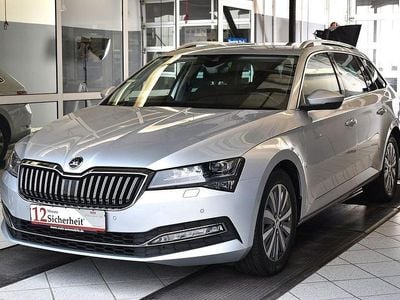 Gebraucht Skoda Superb Style 150 PS (110 kW) 2022 Silber Kombi