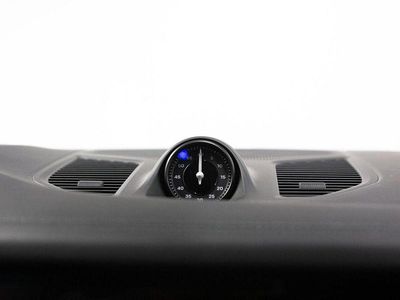 Gebraucht Porsche Cayenne 470 PS (345 kW) 2025 Grau SUV