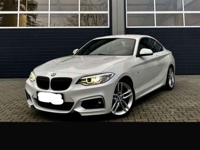 BMW 225