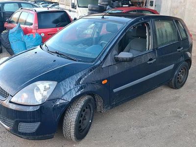 Blau Gebraucht 2007 Ford Fiesta Kleinwagen | 1.300 € (Fairer Preis)