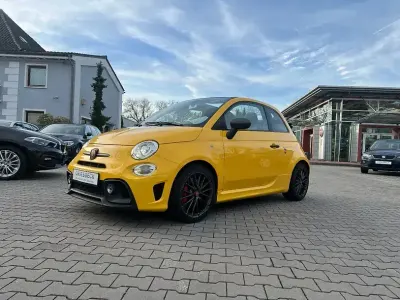 Second-hand Abarth 595C Competizione 179 CP (131 kW) 2021 Galben Cabrio