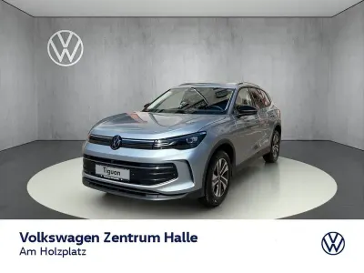 Neu VW Tiguan 150 PS (110 kW) 2026 Oyster silver metallic SUV