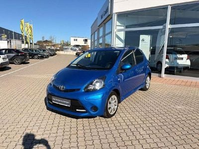 Gebraucht Toyota Aygo Connect Style 68 PS (50 kW) 2012 Blau Kleinwagen