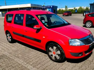 Begagnad Dacia Logan 105 HK (77 kW) 2009 Röd Kombi