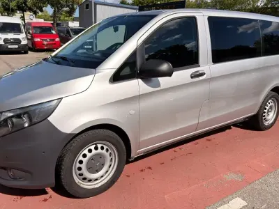 Gebraucht Mercedes Vito 163 PS (119 kW) 2020 Silber Van