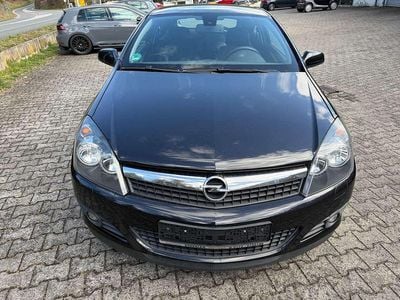 Gebraucht Opel Astra GTC Edition 105 PS (77 kW) 2007 Saphirschwarz mi2 Kleinwagen