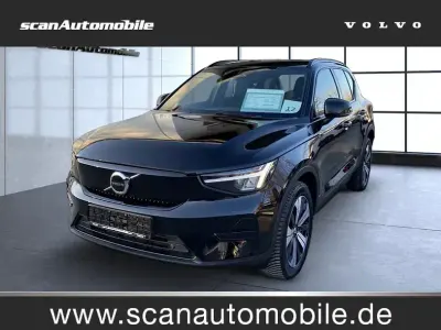 Begagnad Volvo XC40 Core 169 kW (231 HK) 2022 Svart SUV