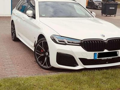 Gebraucht BMW 520 M Sport 190 PS (139 kW) 2023 Kombi