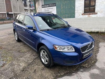 Gebraucht Volvo V50 Kinetic 101 PS (74 kW) 2009 Blau Kombi
