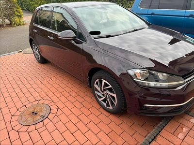 Gebraucht VW Golf VII Sound 110 PS (80 kW) 2017 Andere farben Kleinwagen