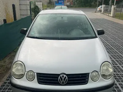 Gebraucht VW Polo 64 PS (47 kW) 2005 Silber Kleinwagen