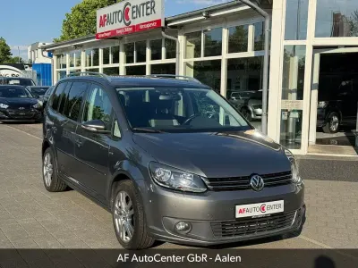 Gebraucht VW Touran Life 140 PS (102 kW) 2013 Pepper grey Van / Kleinbus