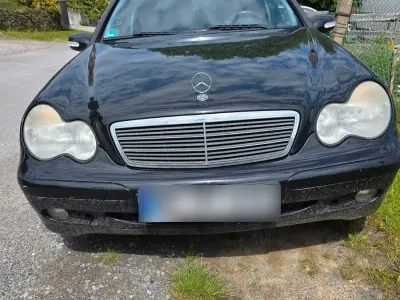 Gebraucht Mercedes C180 Classic 143 PS (105 kW) 2004 Schwarz Limousine