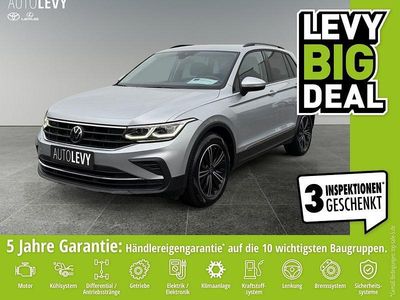 Reflexsilber metallic Gebraucht 2023 VW Tiguan Life SUV | 29.590 € (Guter Preis)