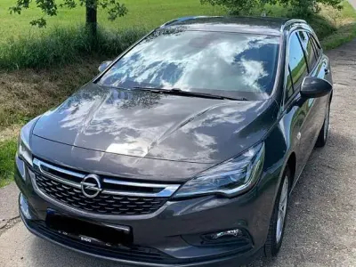 Gebraucht Opel Astra Dynamic 160 PS (117 kW) 2016 Grau Kombi