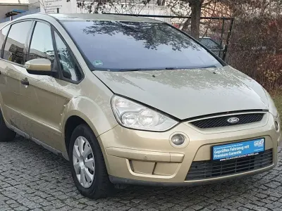 Gebraucht Ford S-MAX Ambiente 145 PS (106 kW) 2006 Champagner met. Van / Kleinbus