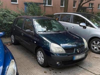 Gebraucht Renault Clio II 95 PS (69 kW) 2005 Grün Kleinwagen