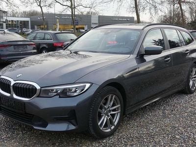 Gebraucht BMW 320 Advantage 184 PS (135 kW) 2020 Mineralgrau metallic Kombi