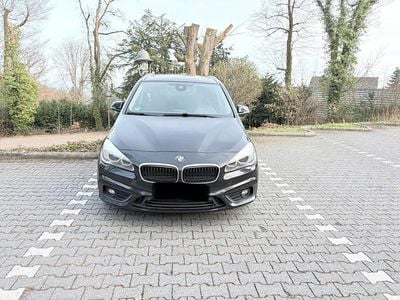 Gebraucht BMW 218 150 PS (110 kW) 2017 Schwarz Van / Kleinbus