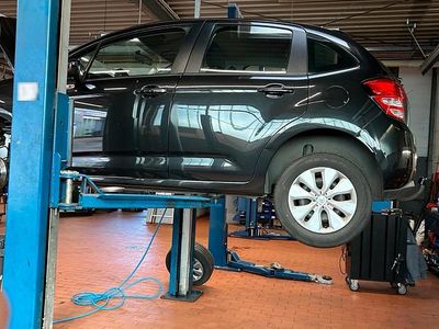 Gebraucht Citroën C3 75 PS (55 kW) 2011 Schwarz Kleinwagen