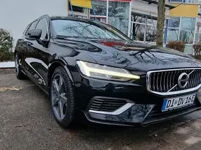 Gebraucht Volvo V60 390 PS (286 kW) 2020 Schwarz Kombi