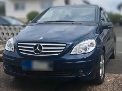 Gebraucht Mercedes B200 136 PS (100 kW) 2006 Blau Van / Kleinbus