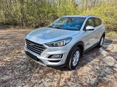 Second-hand Hyundai Tucson Premium 177 CP (130 kW) 2020 Argintiu SUV