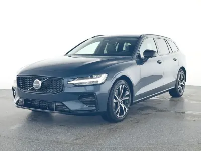 Gebraucht Volvo V60 Plus 197 PS (144 kW) 2025 Blau Kombi