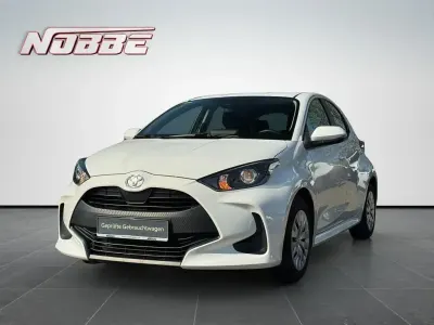Używany Toyota Yaris Comfort 72 KM (52 kW) 2023 Biały Hatchback