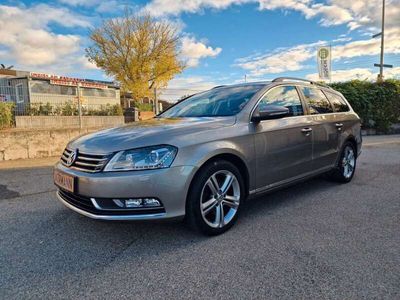 gebraucht VW Passat DSG+EL.AHK+STHZG+NAVI+LED+RFK+BREMSEN NEU