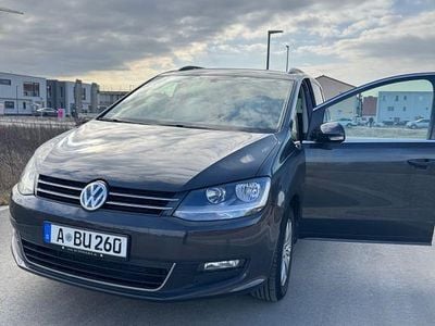 Gebraucht VW Sharan Comfortline 150 PS (110 kW) 2018 Grau Van / Kleinbus