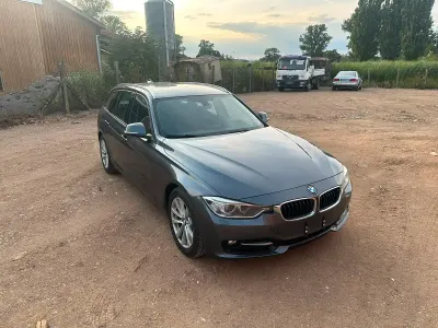 Gebraucht BMW 320 184 PS (135 kW) 2013 Grau Kombi