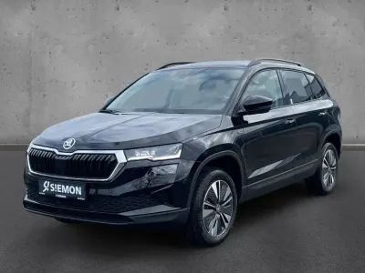Neu Skoda Karoq Lodge 116 PS (85 kW) 2026 Schwarz SUV