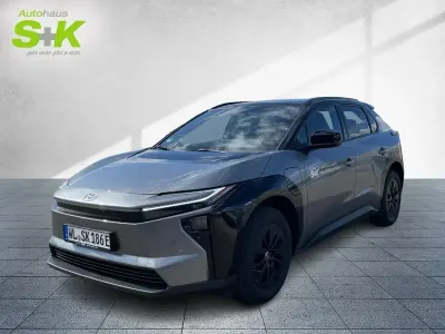 Gebraucht Toyota bZ4X Lounge 253 kW (345 PS) 2026 Precious metal grey metallic SUV