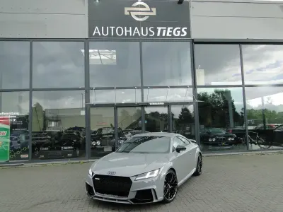 Używany Audi TT RS Sport 476 KM (350 kW) 2018 Szary