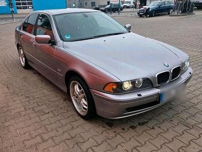 Second-hand BMW 525 192 CP (141 kW) 2000 Argintiu Berlinǎ