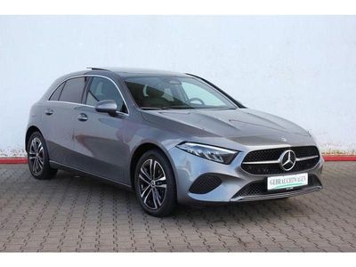 Gebraucht Mercedes A250 163 PS (119 kW) 2024 Mountaingrau metallic 787u (metallic) Limousine