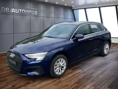 Gebraucht Audi A3 Ambiente 204 PS (150 kW) 2024 Blau Limousine