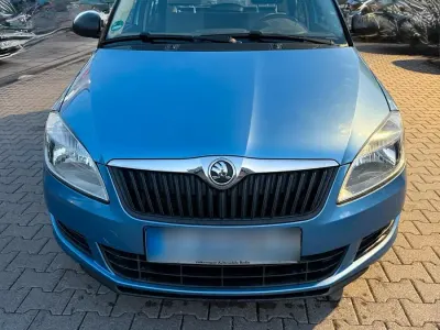 Gebraucht Skoda Fabia 69 PS (50 kW) 2013 Blau Kleinwagen