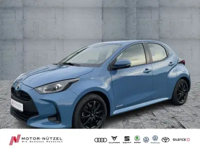 Gebraucht Toyota Yaris Comfort 116 PS (85 kW) 2021 Blau Kleinwagen