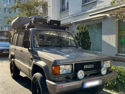 Second-hand Isuzu Trooper 116 CP (85 kW) 1989 Gri SUV