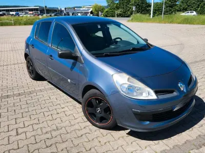 Gebraucht Renault Clio III 75 PS (55 kW) 2006 Kleinwagen