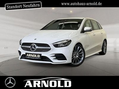 Gebraucht Mercedes B180 AMG line 136 PS (100 kW) 2019 Weiß (polarweiß) Van / Kleinbus